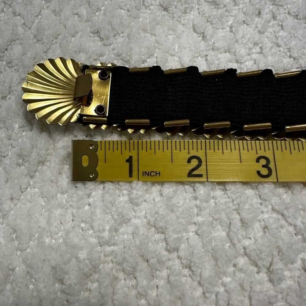 Vintage Gold Seashell Stretch Belt